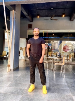 Ezzaz profile picture
