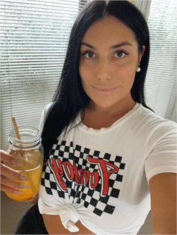 Alicia profile picture