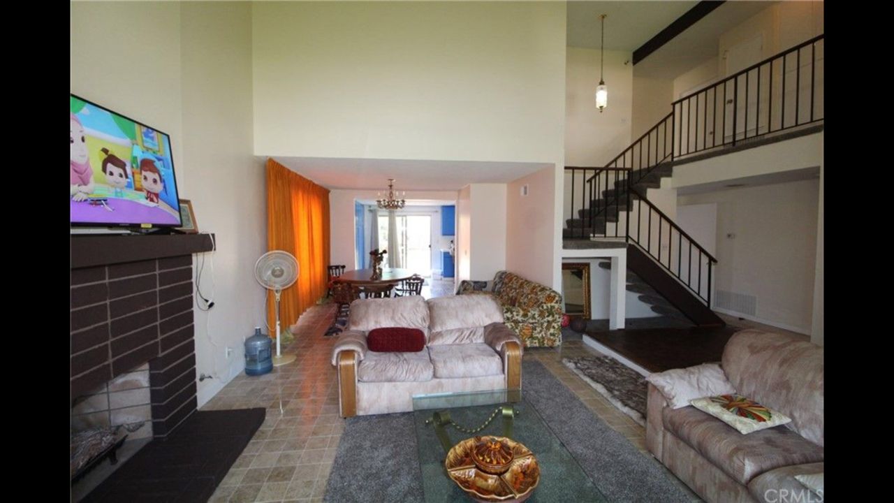 Indian Roommates in Los Angeles Paying Guest (PG) Flatmates Find