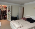 Dee room photo