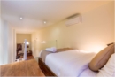 Batts Julia room photo